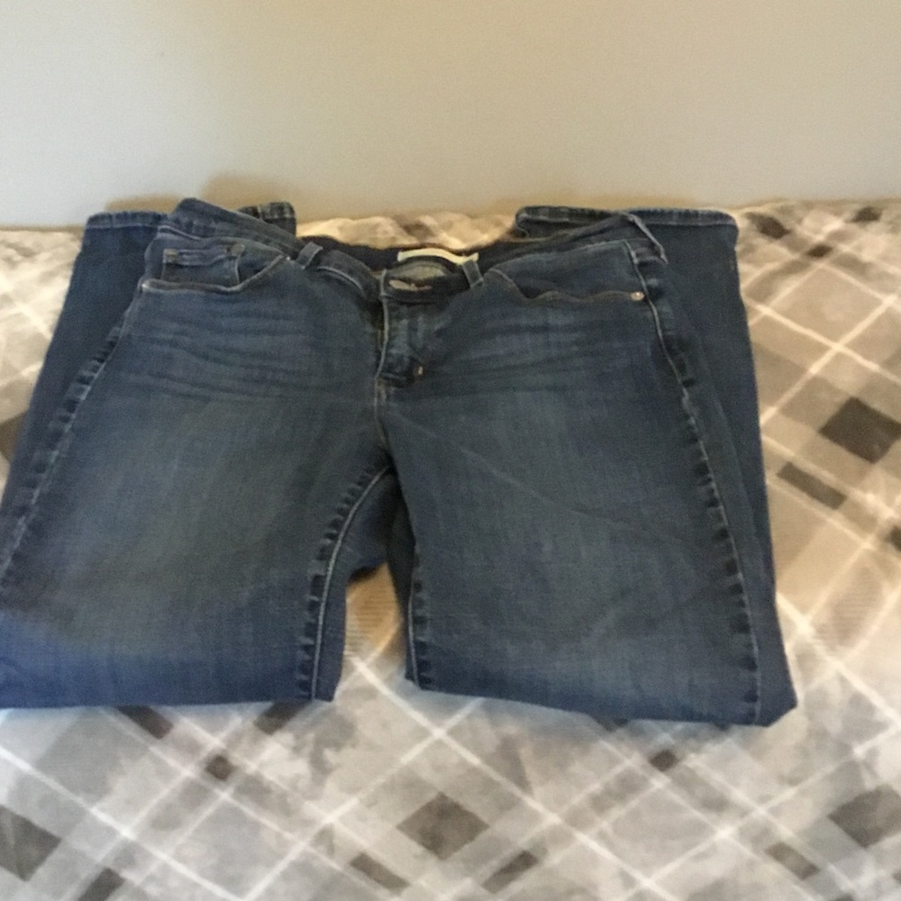 Levi's Women's Straight Leg Blue Jeans